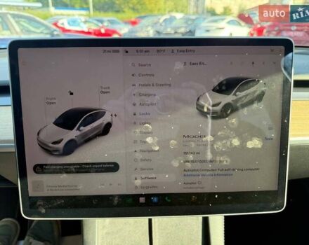 Тесла Model Y 2022 в Луцке на Automoto.ua Белый Тесла Model Y, объемом двигателя 0 л и пробегом 243 тыс. км за 18500 $, фото 14 на Automoto.ua
