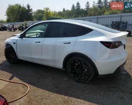 Белый Тесла Model Y, объемом двигателя 0 л и пробегом 37 тыс. км за 11000 $, фото 1 на Automoto.ua