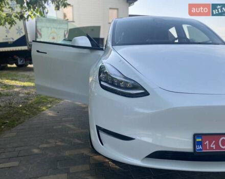 Белый Тесла Model Y, объемом двигателя 0 л и пробегом 58 тыс. км за 24000 $, фото 34 на Automoto.ua