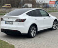 Белый Тесла Model Y, объемом двигателя 0 л и пробегом 79 тыс. км за 29500 $, фото 7 на Automoto.ua