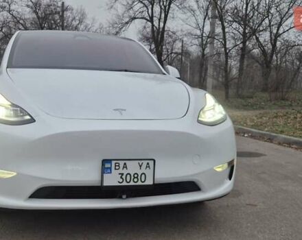 Белый Тесла Model Y, объемом двигателя 0 л и пробегом 27 тыс. км за 29000 $, фото 9 на Automoto.ua