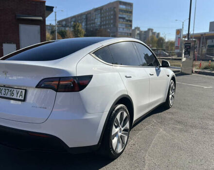 Белый Тесла Model Y, объемом двигателя 0 л и пробегом 24 тыс. км за 28200 $, фото 2 на Automoto.ua
