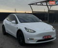 Белый Тесла Model Y, объемом двигателя 0 л и пробегом 59 тыс. км за 28950 $, фото 2 на Automoto.ua