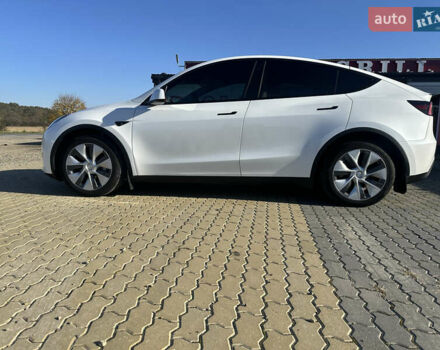Белый Тесла Model Y, объемом двигателя 0 л и пробегом 55 тыс. км за 36800 $, фото 5 на Automoto.ua