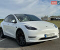Белый Тесла Model Y, объемом двигателя 0 л и пробегом 51 тыс. км за 31000 $, фото 1 на Automoto.ua