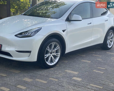 Белый Тесла Model Y, объемом двигателя 0 л и пробегом 58 тыс. км за 24000 $, фото 52 на Automoto.ua