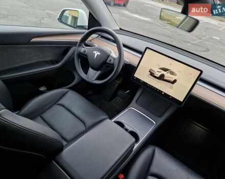 Белый Тесла Model Y, объемом двигателя 0 л и пробегом 47 тыс. км за 26200 $, фото 13 на Automoto.ua
