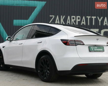 Тесла Model Y 2022 у Мукачеве на Automoto.ua Білий Тесла Model Y, об'ємом двигуна 0 л та пробігом 17 тис. км за 46500 $, фото 5 на Automoto.ua
