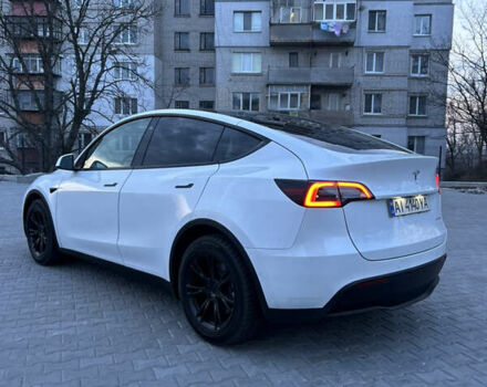Белый Тесла Model Y, объемом двигателя 0 л и пробегом 20 тыс. км за 33000 $, фото 2 на Automoto.ua