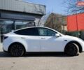 Белый Тесла Model Y, объемом двигателя 0 л и пробегом 50 тыс. км за 30000 $, фото 1 на Automoto.ua
