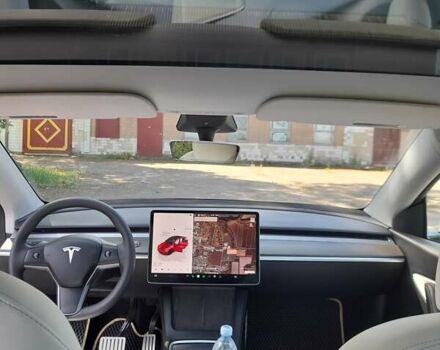 Белый Тесла Model Y, объемом двигателя 0 л и пробегом 7 тыс. км за 33500 $, фото 5 на Automoto.ua