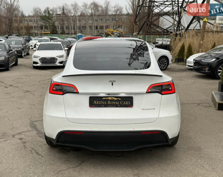 Белый Тесла Model Y, объемом двигателя 0 л и пробегом 25 тыс. км за 29900 $, фото 8 на Automoto.ua