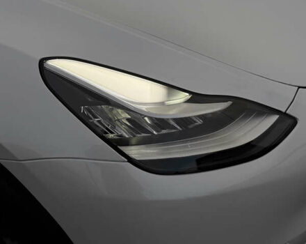 Белый Тесла Model Y, объемом двигателя 0 л и пробегом 16 тыс. км за 26500 $, фото 17 на Automoto.ua