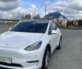 Белый Тесла Model Y, объемом двигателя 0 л и пробегом 66 тыс. км за 23999 $, фото 1 на Automoto.ua