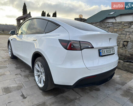 Білий Тесла Model Y, об'ємом двигуна 0 л та пробігом 82 тис. км за 35000 $, фото 1 на Automoto.ua
