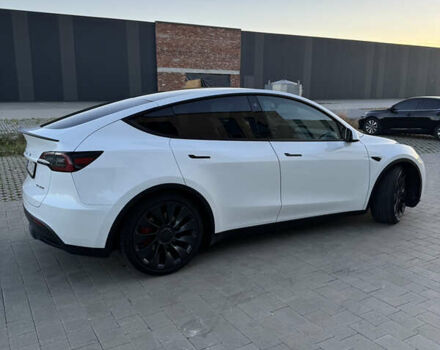 Белый Тесла Model Y, объемом двигателя 0 л и пробегом 53 тыс. км за 29500 $, фото 3 на Automoto.ua