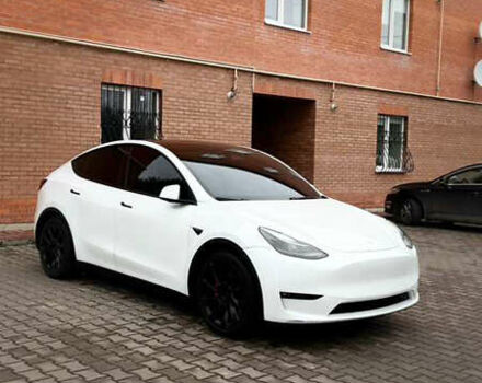 Белый Тесла Model Y, объемом двигателя 0 л и пробегом 20 тыс. км за 22500 $, фото 1 на Automoto.ua