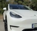 Белый Тесла Model Y, объемом двигателя 0 л и пробегом 55 тыс. км за 27599 $, фото 1 на Automoto.ua