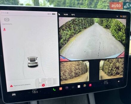 Белый Тесла Model Y, объемом двигателя 0 л и пробегом 18 тыс. км за 25499 $, фото 71 на Automoto.ua