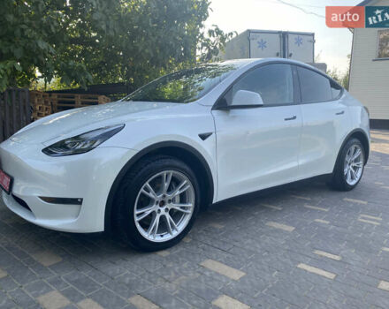 Белый Тесла Model Y, объемом двигателя 0 л и пробегом 58 тыс. км за 24000 $, фото 20 на Automoto.ua