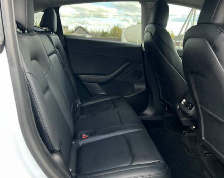 Тесла Model Y 2022 у Калиновке на Automoto.ua Білий Тесла Model Y, об'ємом двигуна 0 л та пробігом 50 тис. км за 24700 $, фото 21 на Automoto.ua