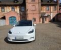 Білий Тесла Model Y, об'ємом двигуна 0 л та пробігом 68 тис. км за 21700 $, фото 1 на Automoto.ua