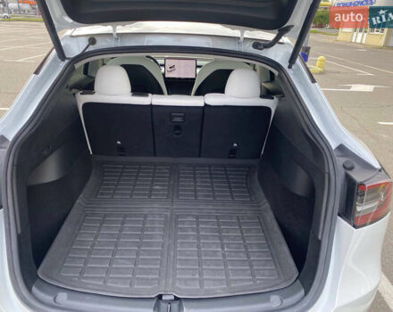 Белый Тесла Model Y, объемом двигателя 0 л и пробегом 12 тыс. км за 39700 $, фото 34 на Automoto.ua