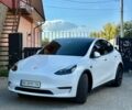 Белый Тесла Model Y, объемом двигателя 0 л и пробегом 44 тыс. км за 25000 $, фото 1 на Automoto.ua