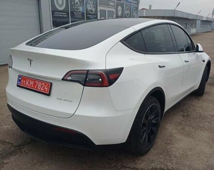 Белый Тесла Model Y, объемом двигателя 0 л и пробегом 54 тыс. км за 30000 $, фото 5 на Automoto.ua