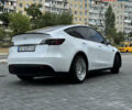 Білий Тесла Model Y, об'ємом двигуна 0 л та пробігом 80 тис. км за 26800 $, фото 6 на Automoto.ua