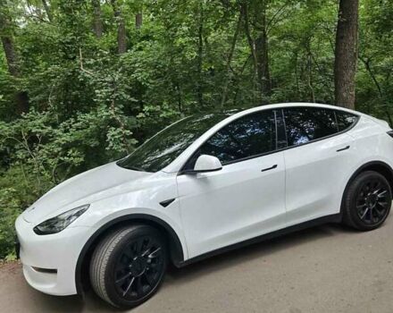 Белый Тесла Model Y, объемом двигателя 0 л и пробегом 20 тыс. км за 35000 $, фото 3 на Automoto.ua