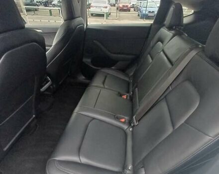 Белый Тесла Model Y, объемом двигателя 0 л и пробегом 54 тыс. км за 30000 $, фото 10 на Automoto.ua