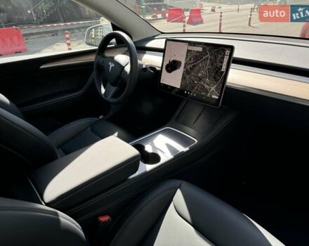 Белый Тесла Model Y, объемом двигателя 0 л и пробегом 5 тыс. км за 45600 $, фото 18 на Automoto.ua