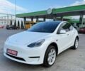 Білий Тесла Model Y, об'ємом двигуна 0 л та пробігом 70 тис. км за 23500 $, фото 1 на Automoto.ua