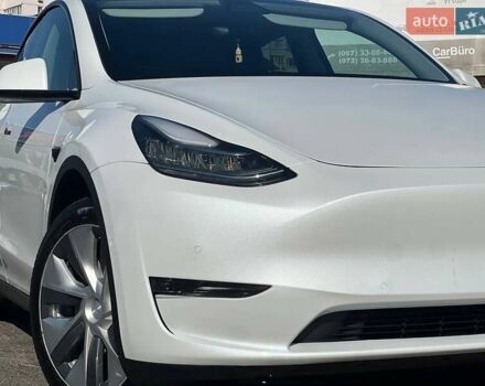 Белый Тесла Model Y, объемом двигателя 0 л и пробегом 31 тыс. км за 24999 $, фото 4 на Automoto.ua