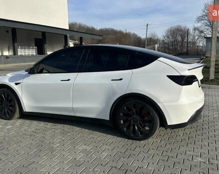 Білий Тесла Model Y, об'ємом двигуна 0 л та пробігом 63 тис. км за 28700 $, фото 23 на Automoto.ua