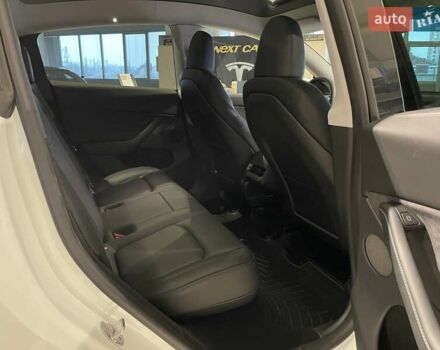 Белый Тесла Model Y, объемом двигателя 0 л и пробегом 14 тыс. км за 47800 $, фото 24 на Automoto.ua