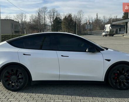 Білий Тесла Model Y, об'ємом двигуна 0 л та пробігом 63 тис. км за 28700 $, фото 7 на Automoto.ua