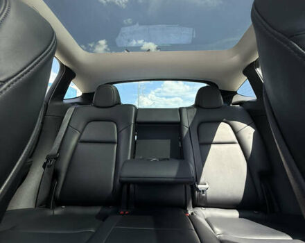 Білий Тесла Model Y, об'ємом двигуна 0 л та пробігом 90 тис. км за 31000 $, фото 16 на Automoto.ua