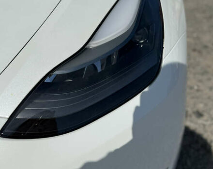Білий Тесла Model Y, об'ємом двигуна 0 л та пробігом 57 тис. км за 27000 $, фото 14 на Automoto.ua