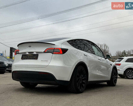 Белый Тесла Model Y, объемом двигателя 0 л и пробегом 25 тыс. км за 29900 $, фото 7 на Automoto.ua