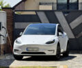 Белый Тесла Model Y, объемом двигателя 0 л и пробегом 90 тыс. км за 34999 $, фото 1 на Automoto.ua