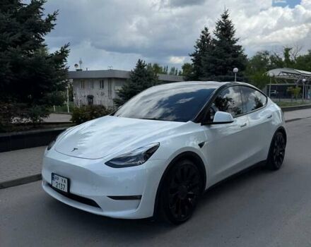 Белый Тесла Model Y, объемом двигателя 0 л и пробегом 90 тыс. км за 27500 $, фото 1 на Automoto.ua