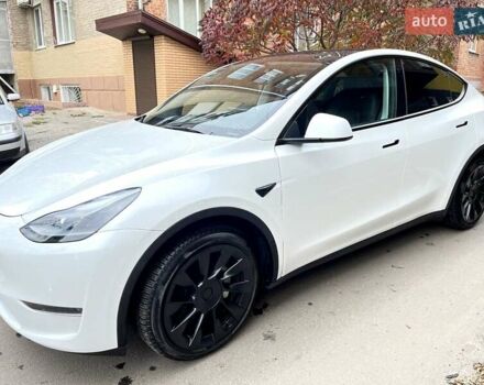 Белый Тесла Model Y, объемом двигателя 0 л и пробегом 34 тыс. км за 31500 $, фото 7 на Automoto.ua