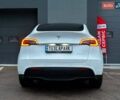 Белый Тесла Model Y, объемом двигателя 0 л и пробегом 33 тыс. км за 35999 $, фото 7 на Automoto.ua