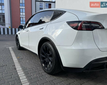 Белый Тесла Model Y, объемом двигателя 0 л и пробегом 95 тыс. км за 25500 $, фото 7 на Automoto.ua