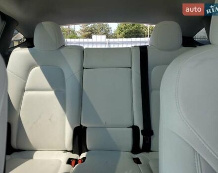 Белый Тесла Model Y, объемом двигателя 0 л и пробегом 37 тыс. км за 11000 $, фото 9 на Automoto.ua