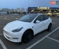 Тесла Model Y 2022 в Киеве на Automoto.ua Белый Тесла Model Y, объемом двигателя 0 л и пробегом 65 тыс. км за 28000 $, фото 1 на Automoto.ua