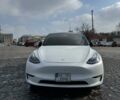 Белый Тесла Model Y, объемом двигателя 0 л и пробегом 57 тыс. км за 27000 $, фото 2 на Automoto.ua