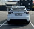 Тесла Model Y 2022 в Киеве на Automoto.ua Белый Тесла Model Y, объемом двигателя 0 л и пробегом 28 тыс. км за 26000 $, фото 5 на Automoto.ua